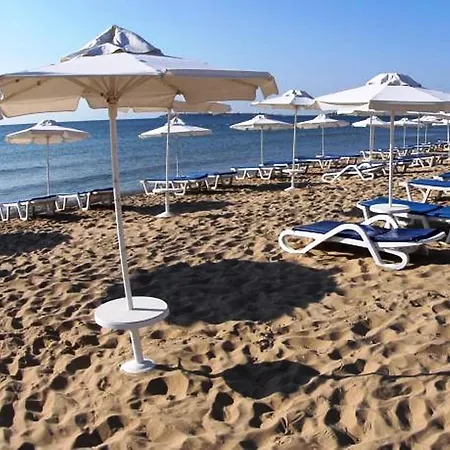 Hotel apartamentowy Sunny Hills - Menada 3*