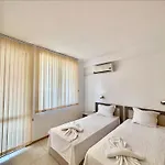 Aparthotel Sunny Hills - Menada 3*